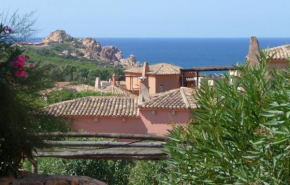Sea View Apartment, Only 6 mins Walk To Beach